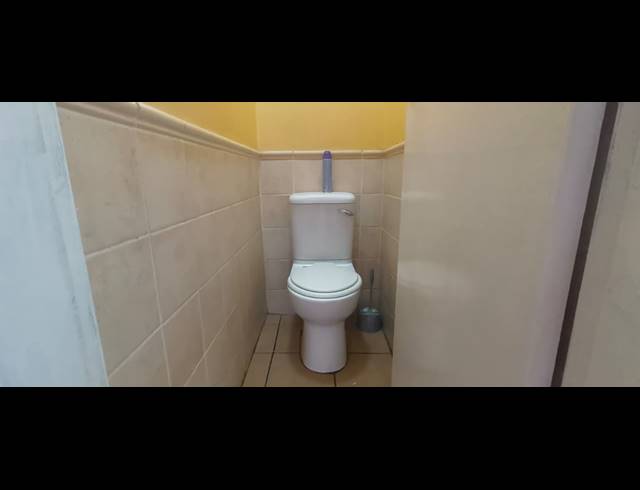 2 BEDROOM TOWNHOUSE FOR SALE IN HORIZON VIEW